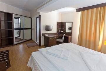Фото номера Суперлюкс Отель Family Hotel Hebar г. Батак 6