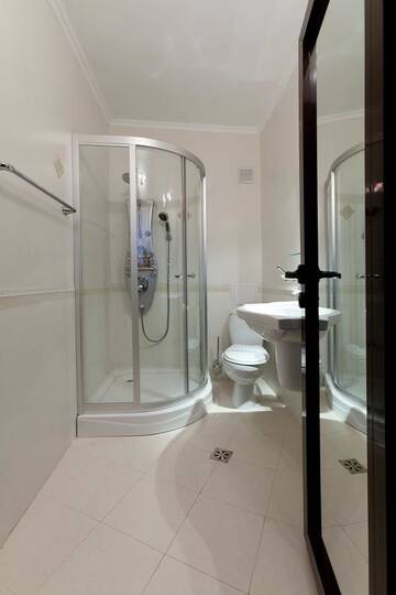Фото номера Люкс Отель Family Hotel Hebar г. Батак 7