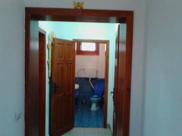 Фото номера Полулюкс с балконом Гостевой дом Family Hotel Shisharka г. Батак 4